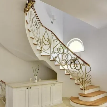 Vila Belgravia *